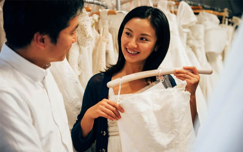 1000着以上のコレクションから選ぶ“運命の一着”