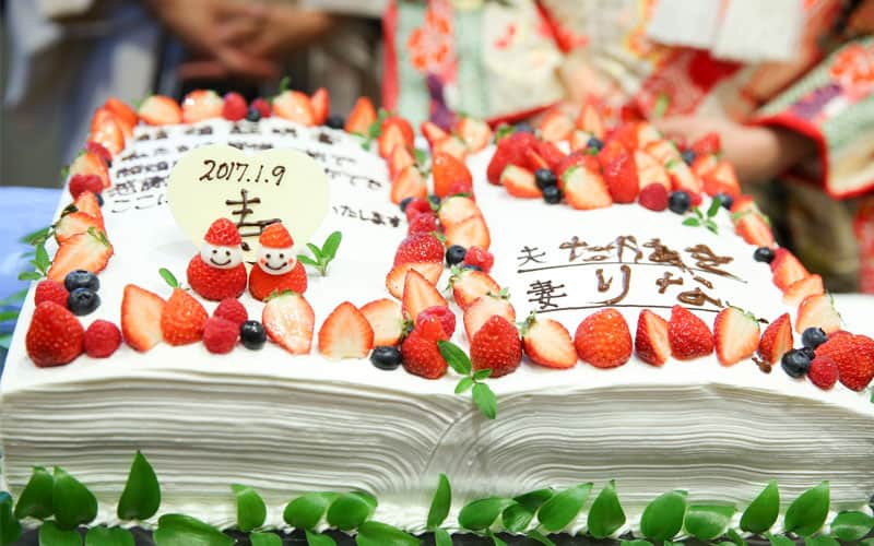 スイートすぎる結婚証明書！おいしい誓いのアイデアはいかが？