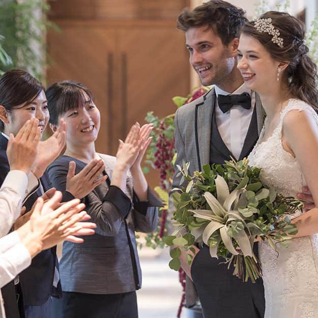 結婚式に遅刻する時や途中で抜ける時のマナーについて