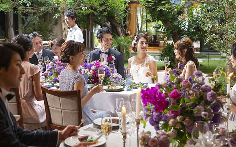 結婚式のテーブルマナー。基本を心得てお食事美人に♪