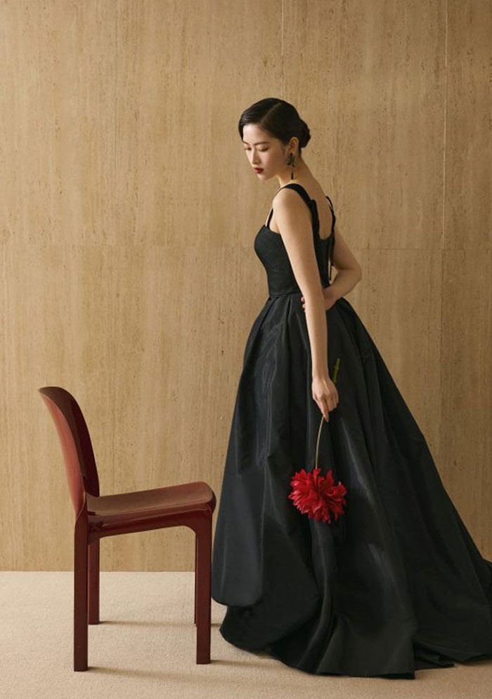 カラードレスのビジュアル