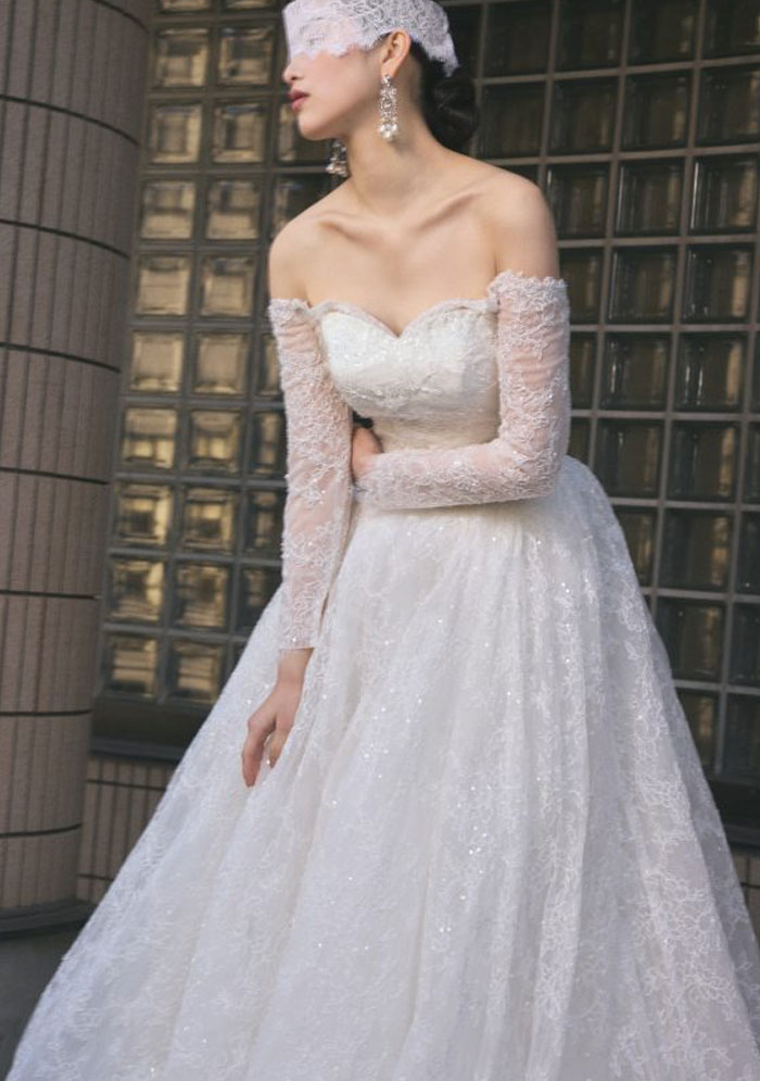 ウエディングドレスのビジュアル