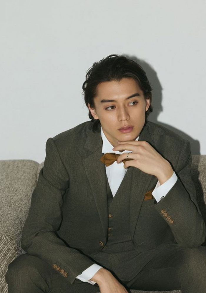 タキシードのビジュアル