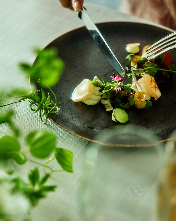 試食や模擬挙式などが体験できる
